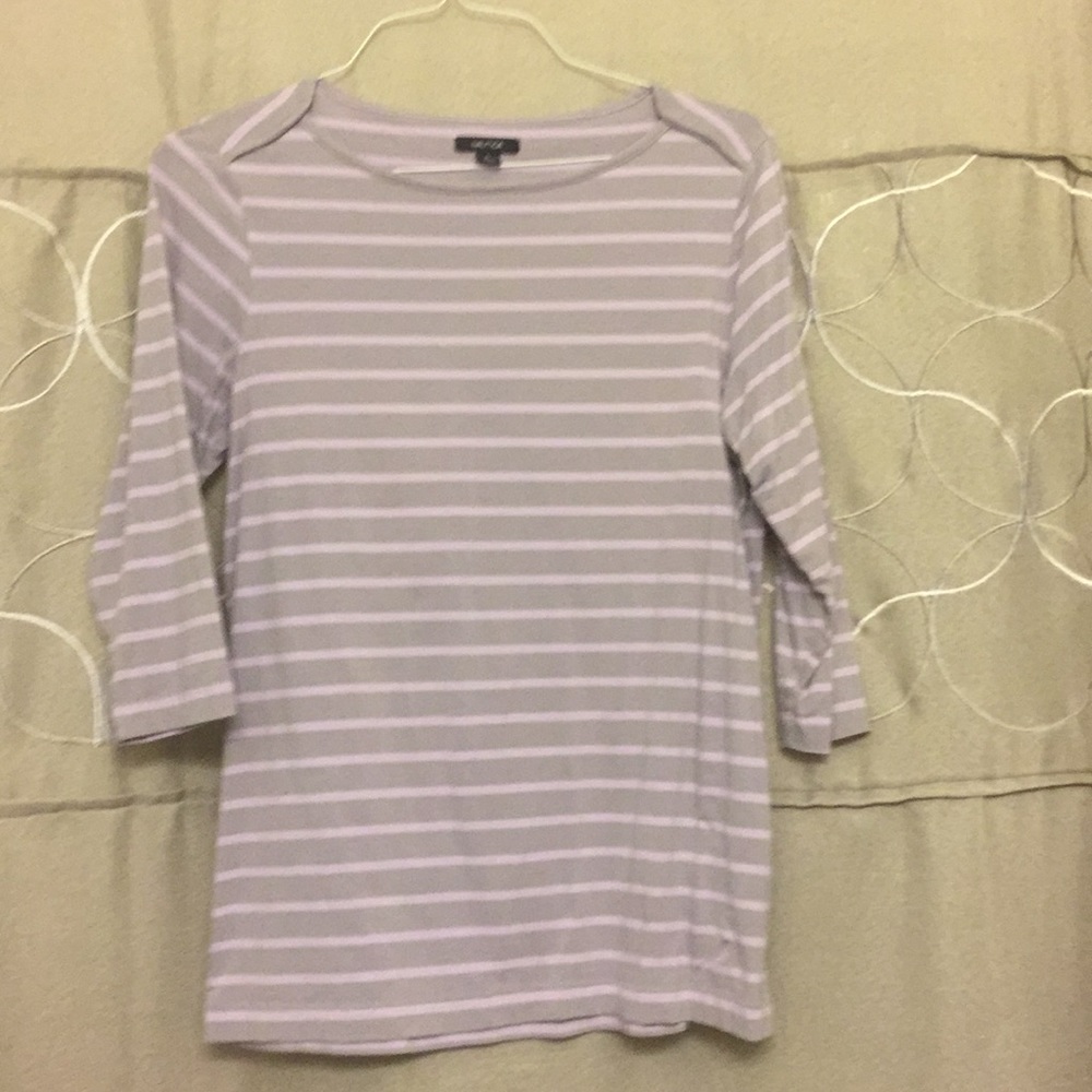 3/4 sleeve blouse 2 shirts for 10.00 combo deal